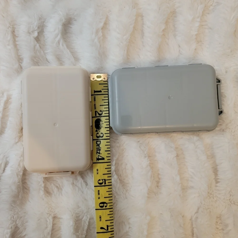 Weekly Pill Organizer with Grey and Cream Compartments NWOT